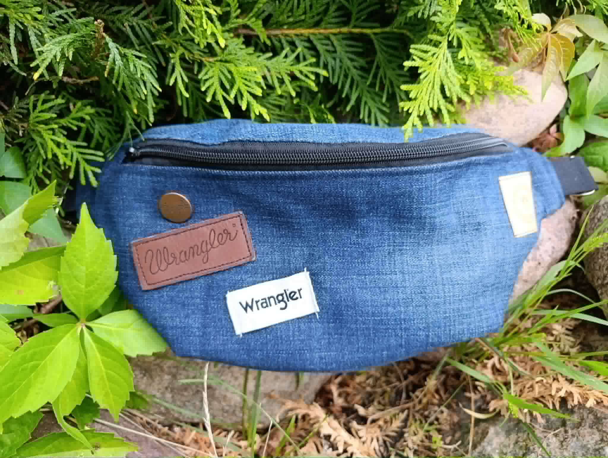 Nerka jeans (1)